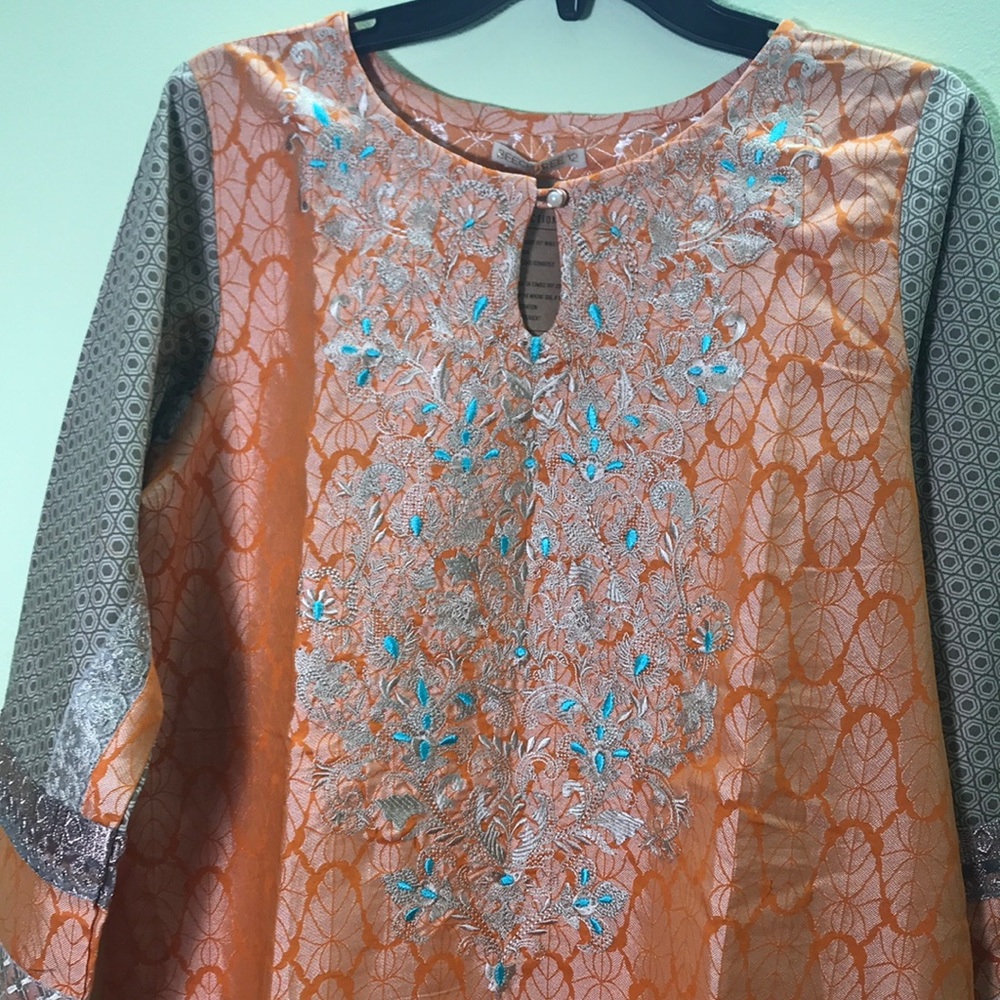Nwt Beech tree Embroidered / laced kurta